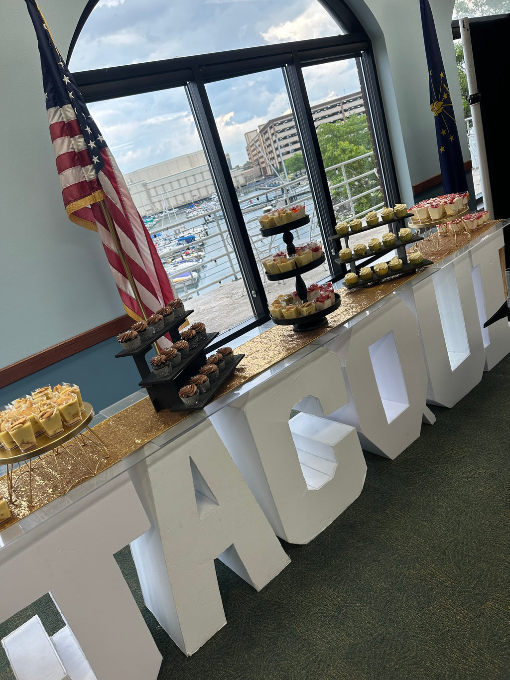 Small dessert packages